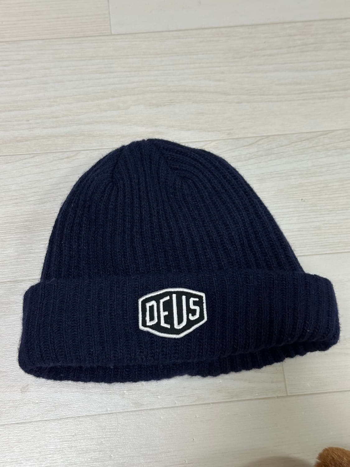 데우스 엑스 마키나 비니 상품이미지1