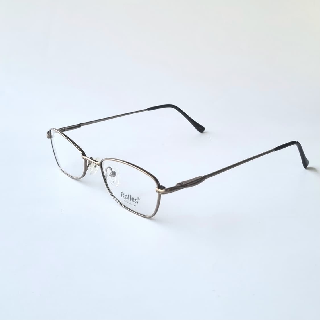 데드스탁 지적인 무드와 트렌디함이 돋보이는 안경테 상품이미지2