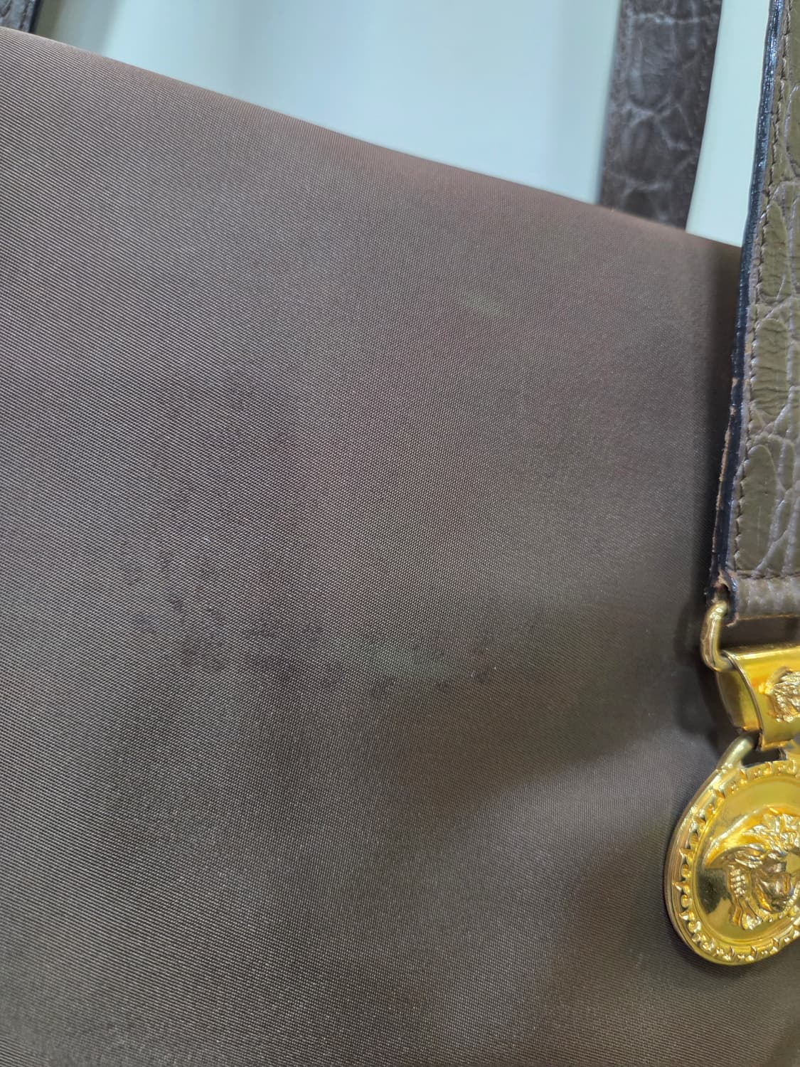 베르사체 금장 캘리 숄더백 상품이미지7