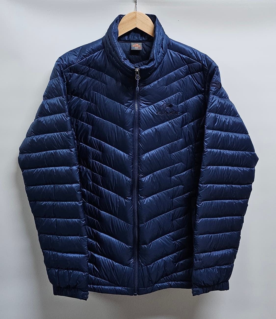 아이더 구스다운 경량패딩 L 상품이미지1