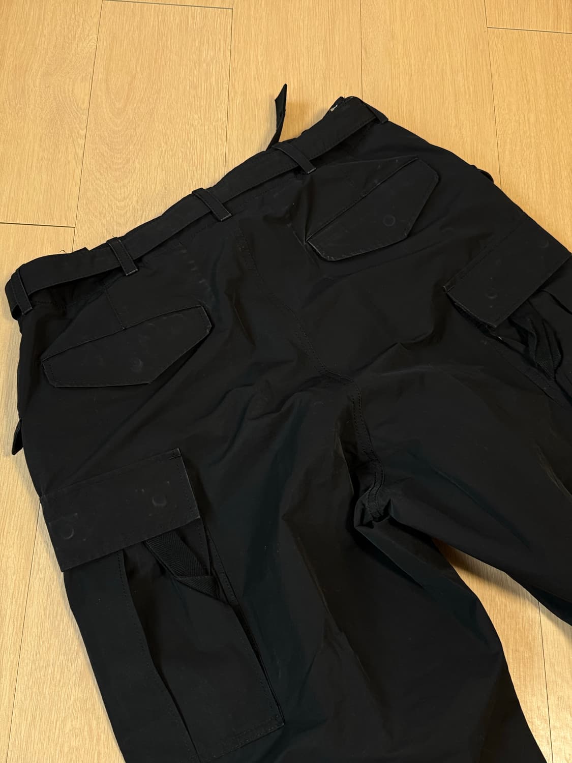 [4] 사카이 벨티드 카고 팬츠 블랙 상품이미지7