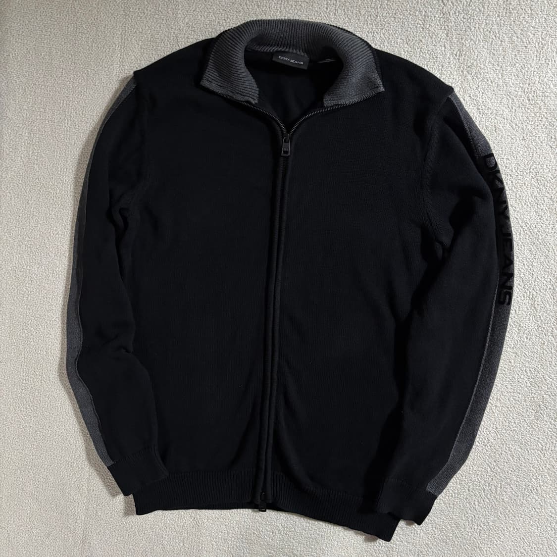 DKNY JEANS 블랙 투웨이 니트집업 상품이미지1