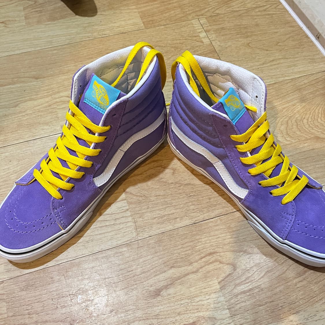 반스 X 심슨 스케이트 하이 240mm 새상품 (정가 105,000원) 상품이미지3