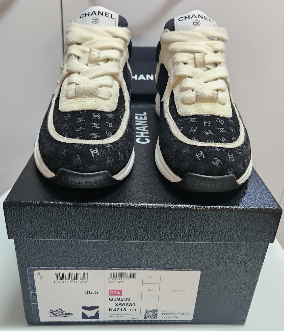 [정품] 샤넬 스니커즈 운동화 CC로고 카프스킨 프린티드 롤오버 36.5 상품이미지5