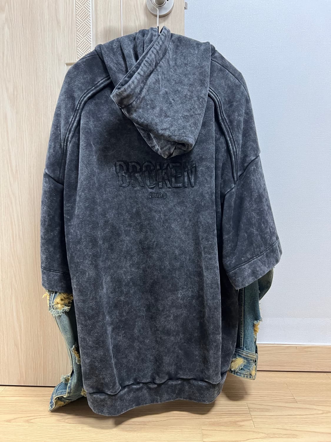 준지 / 23fw 컬렉션 디스레이어드 후드 / L 상품이미지2