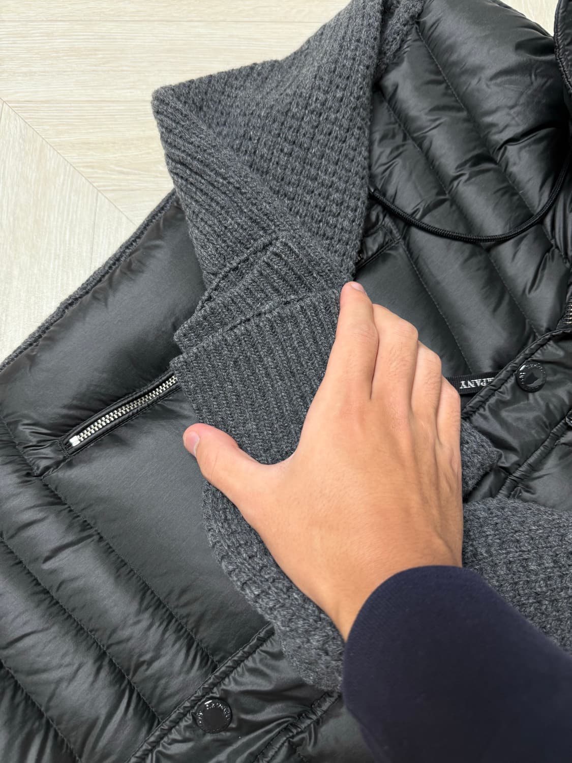 CP컴퍼니 니트패딩 상태A  상품이미지3