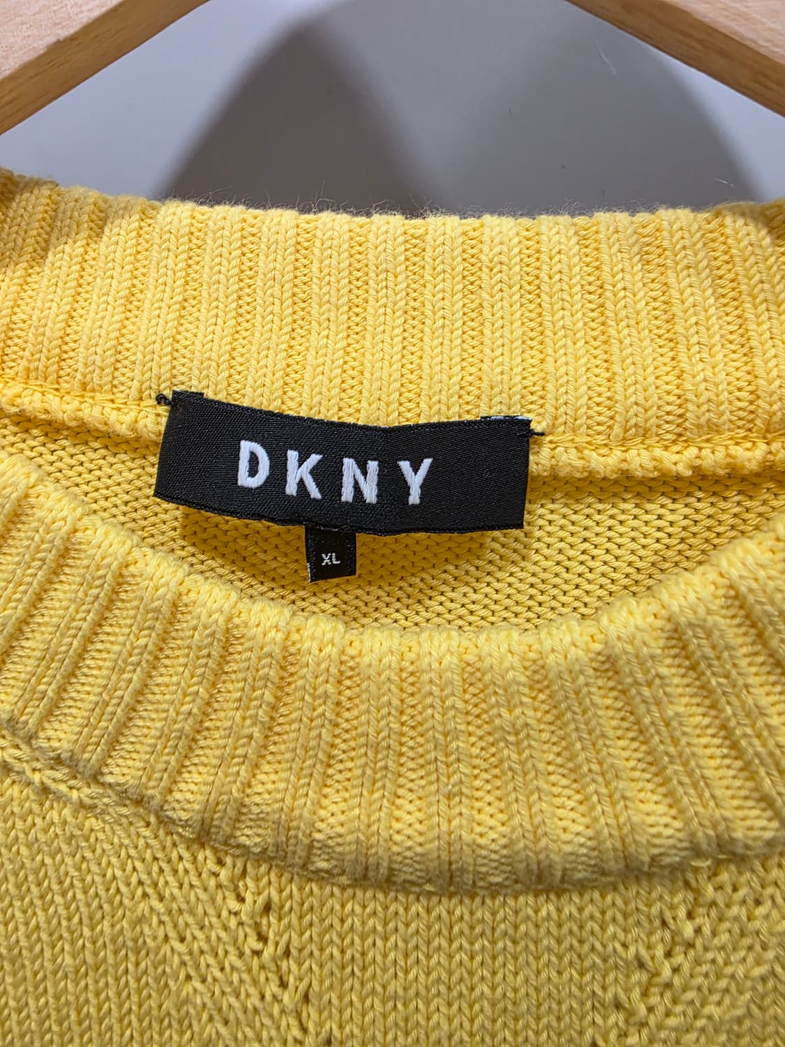 DKNY 남성 옐로우 코튼 니트 스웨터 상품이미지2