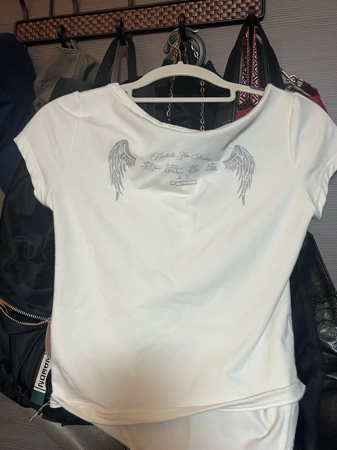 카시코 Zen Button Henley Neck Top White 반팔 상품이미지2