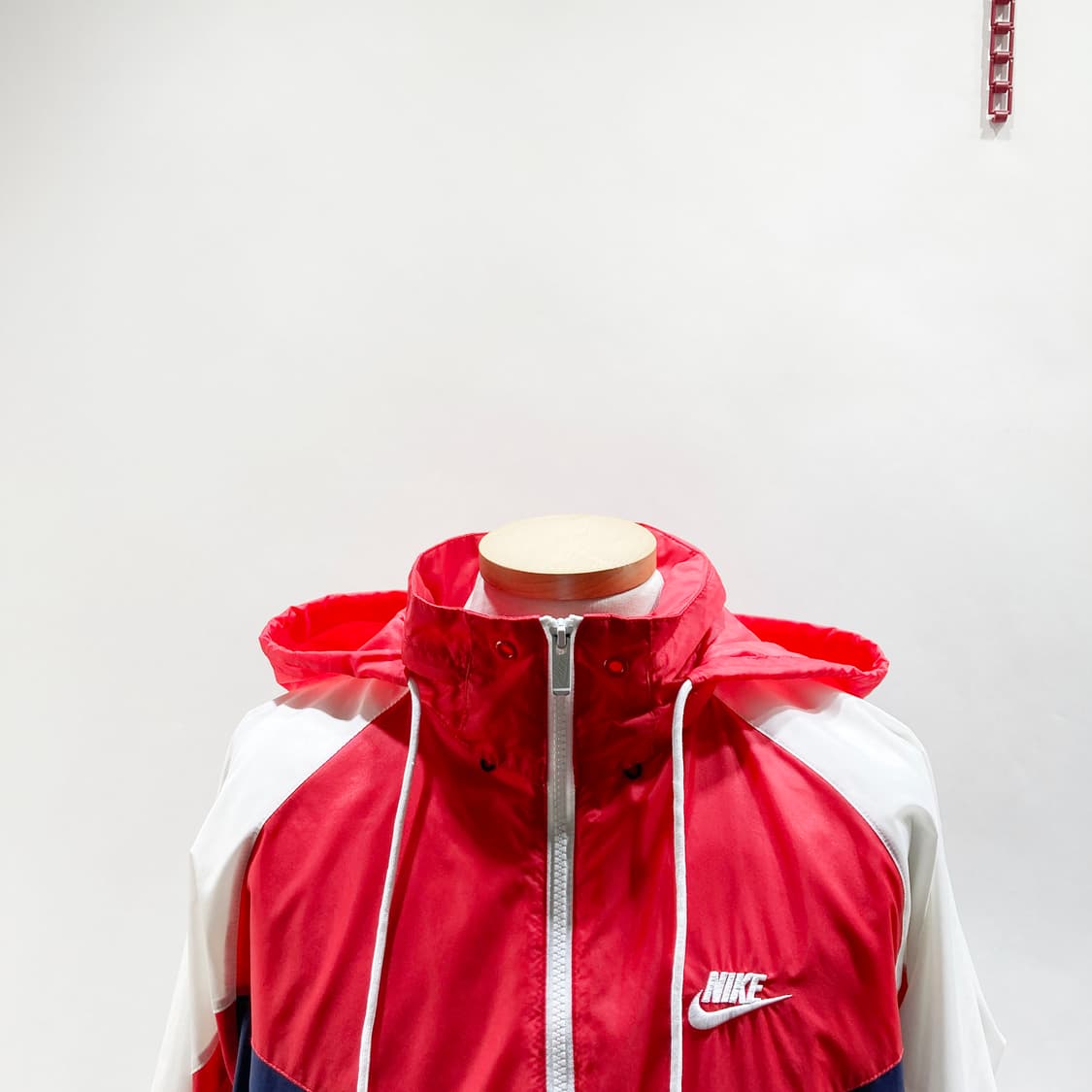 나이키 남성캐주얼 후드바람막이집업 M  상품이미지2