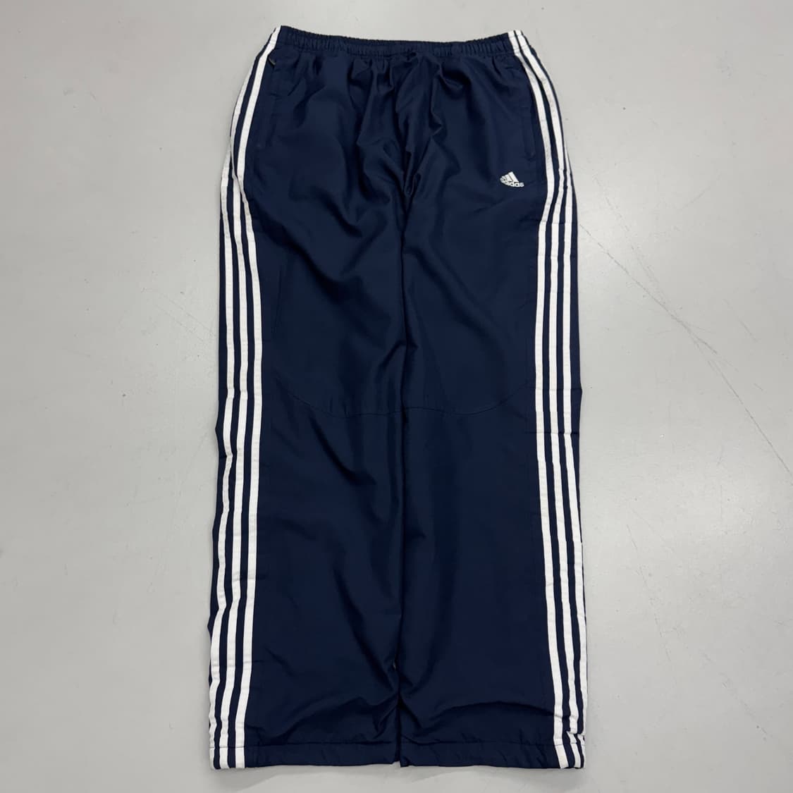 아디다스 00s 삼선 올드스쿨 와이드 바람막이 트랙팬츠 상품이미지2