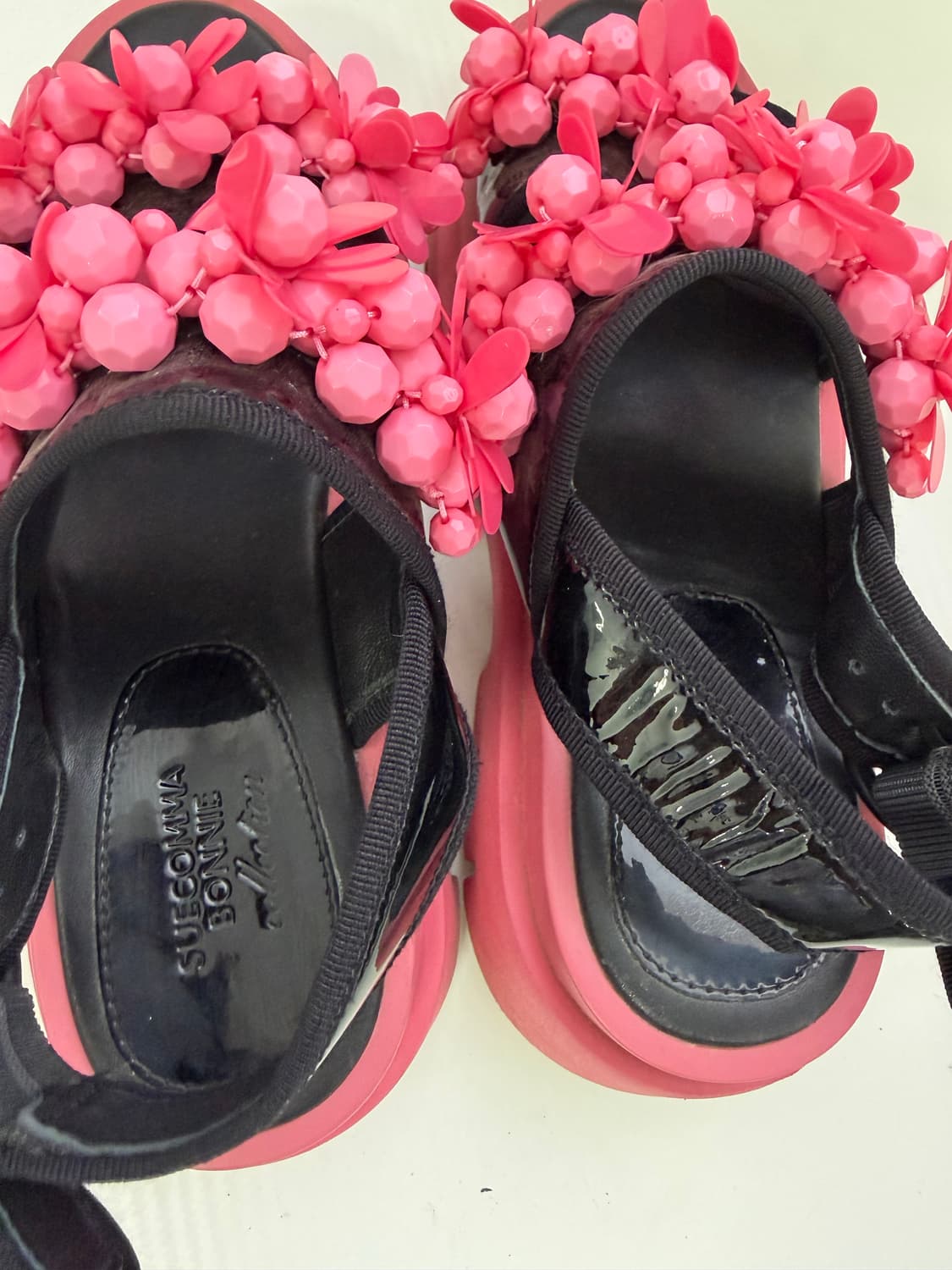 정품) 슈콤마보니 플랫폼 핑크 꽃 장식 샌들 350 상품이미지7