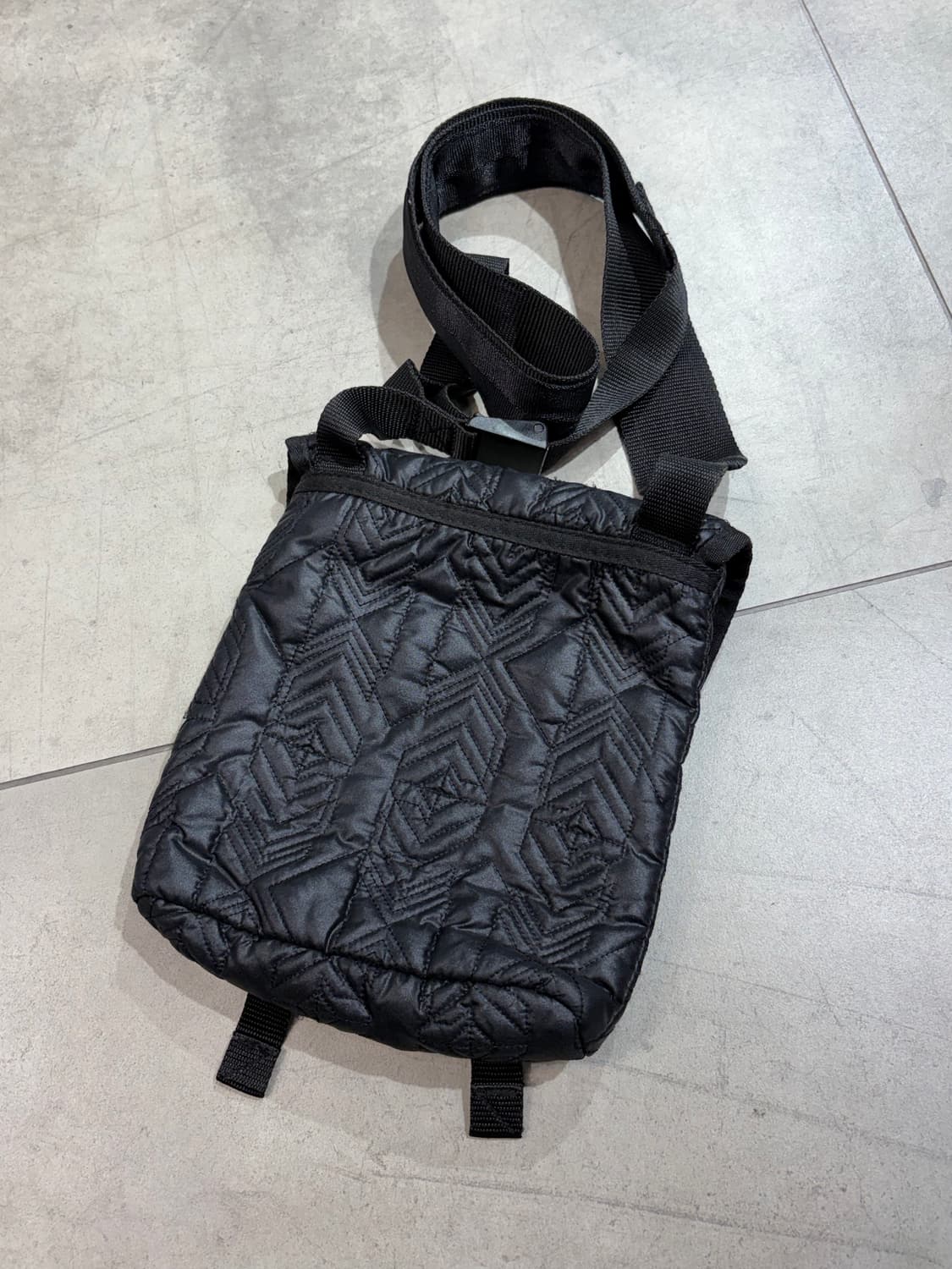 디젤 퀼팅 y2k 크로스백 가방 상품이미지7