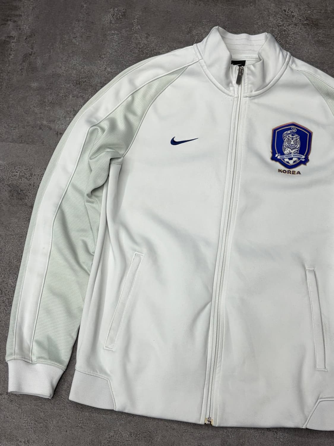 10s 나이키 대한민국 축구 국가대표팀 트랙 자켓 화이트 상품이미지3