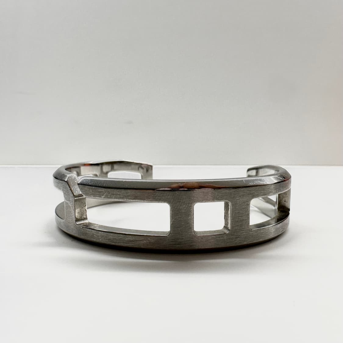 에르메스 브러쉬드 팔라듐 플레이 브레이슬릿 상품이미지7