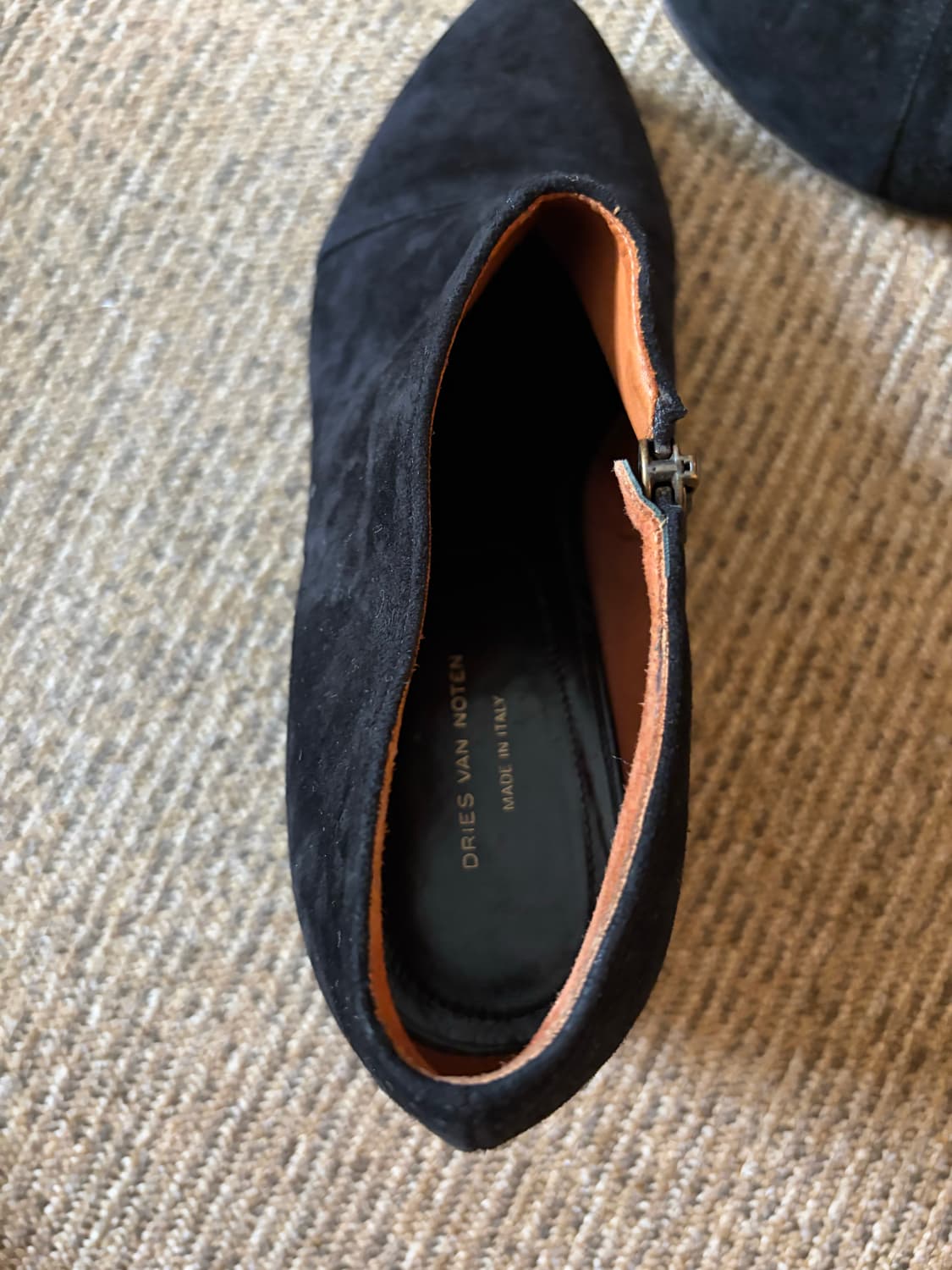 드리스 반 노튼 스웨이드 펌프스 상품이미지2