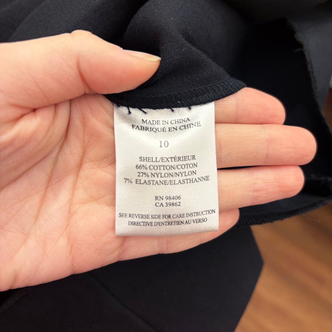 띠어리 라운드넥 슬리브리스 원피스 투톤 컬러 블록 디테일 네이비 블랙 상품이미지7