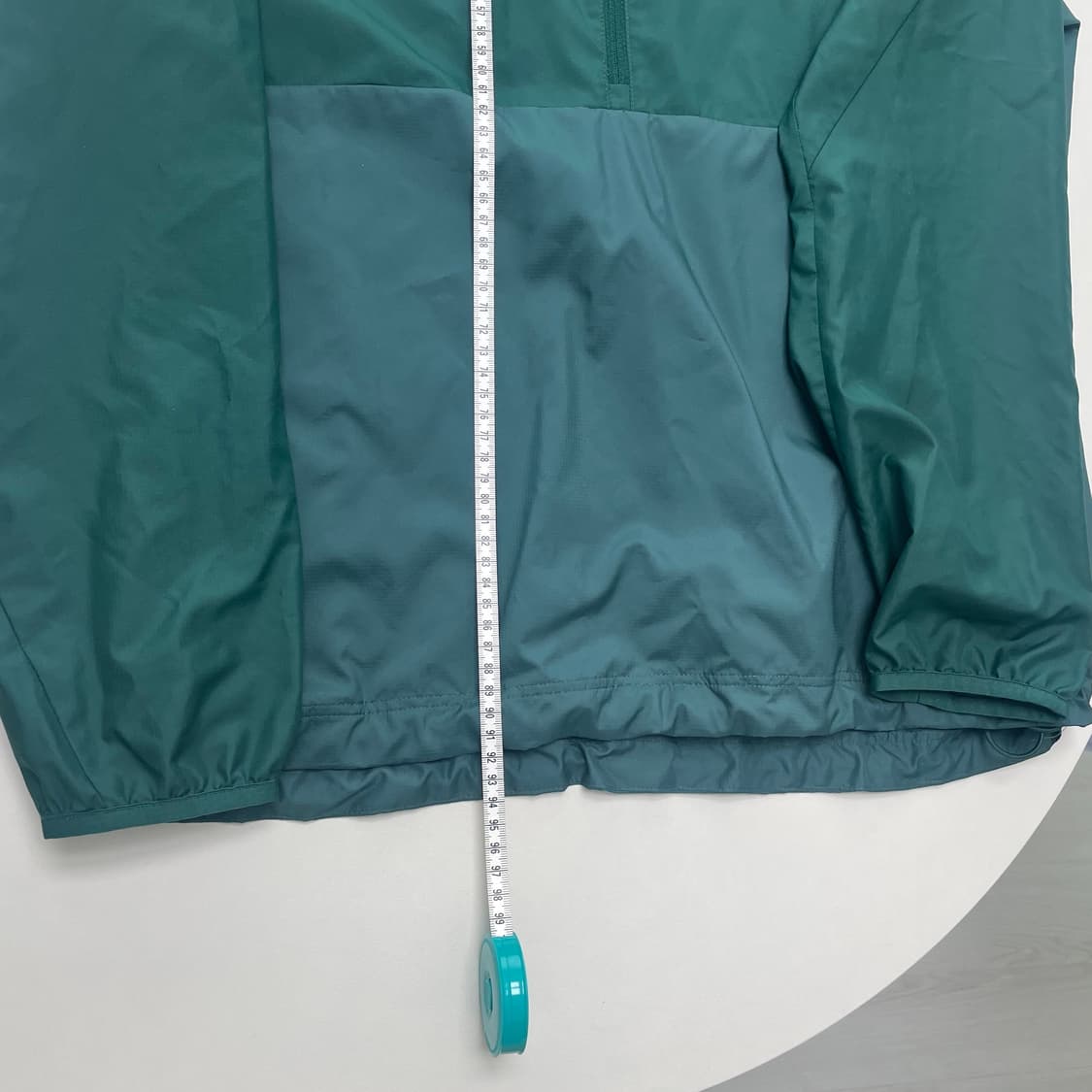 유니클로 후드 바람막이 아노락 S 상품이미지3