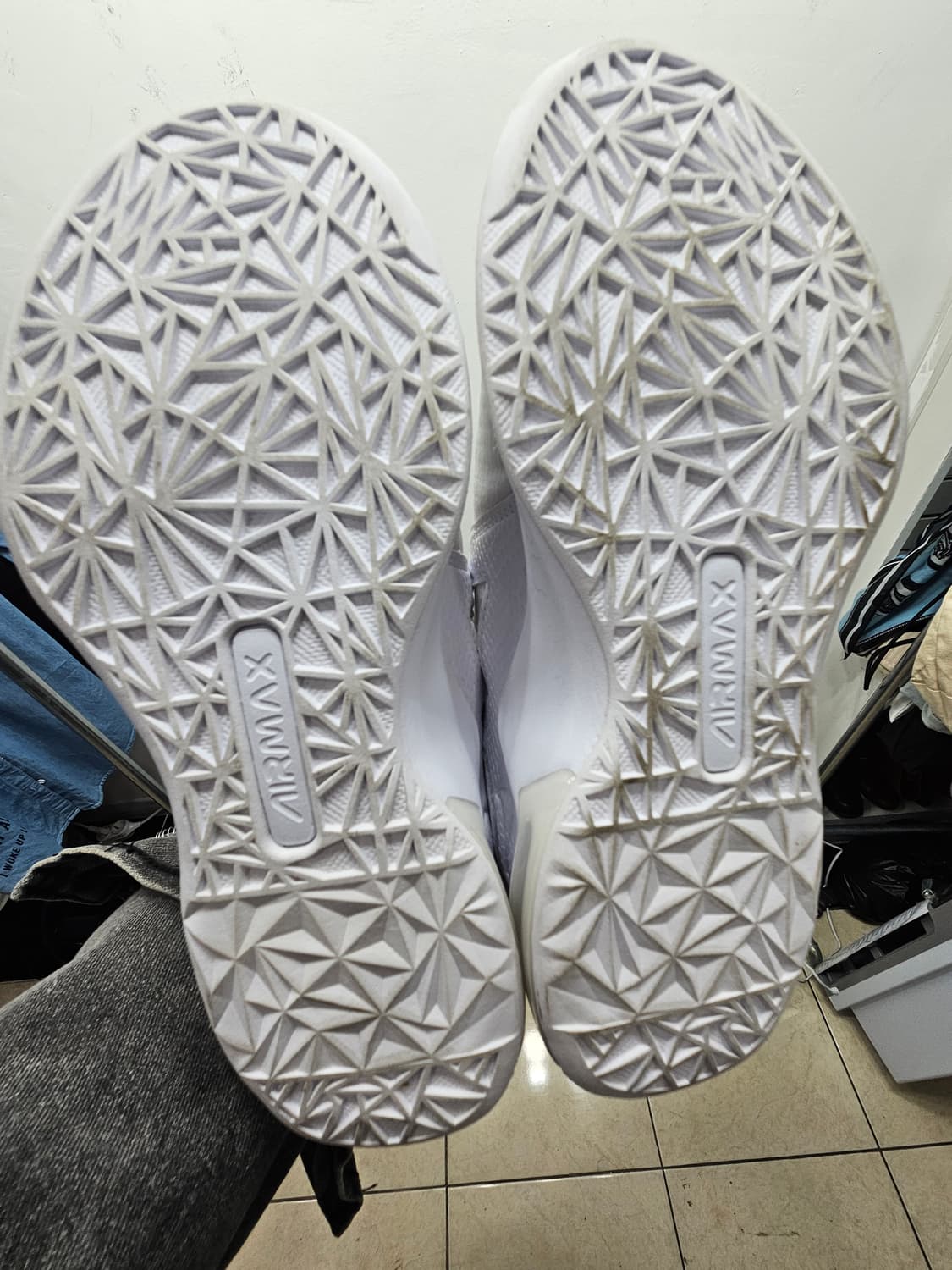 나이키 에어맥스 벨라 TR5 화이트 트레이닝화  US6 상품이미지7