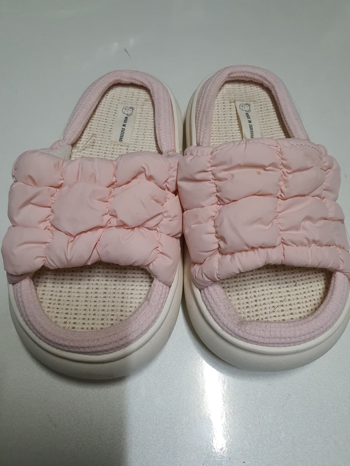 여성 패딩 슬리퍼 250 상품이미지1