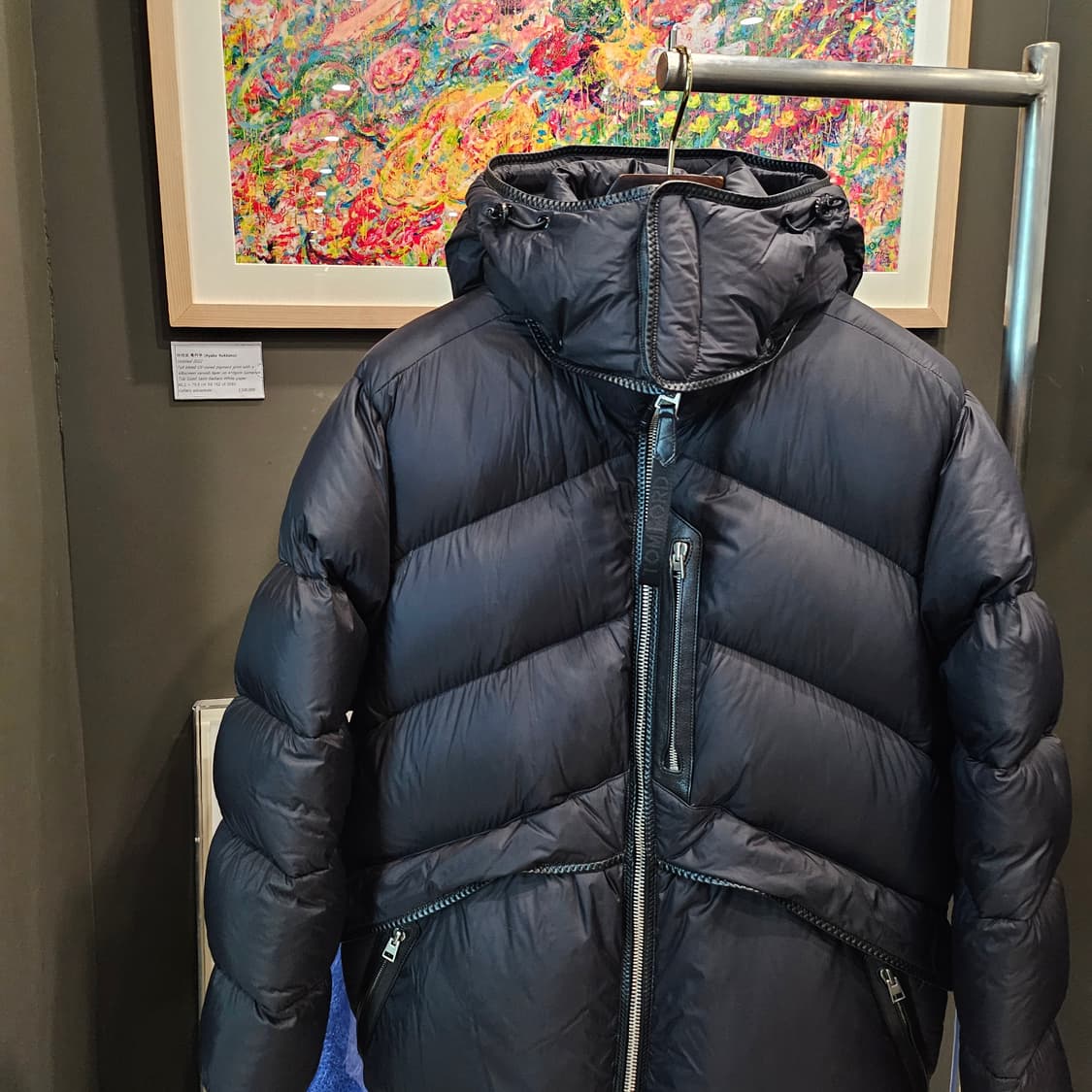 톰포드 라이트웨이트 울 블렌드 후드 다운 자켓 (후드 탈부착) 상품이미지4