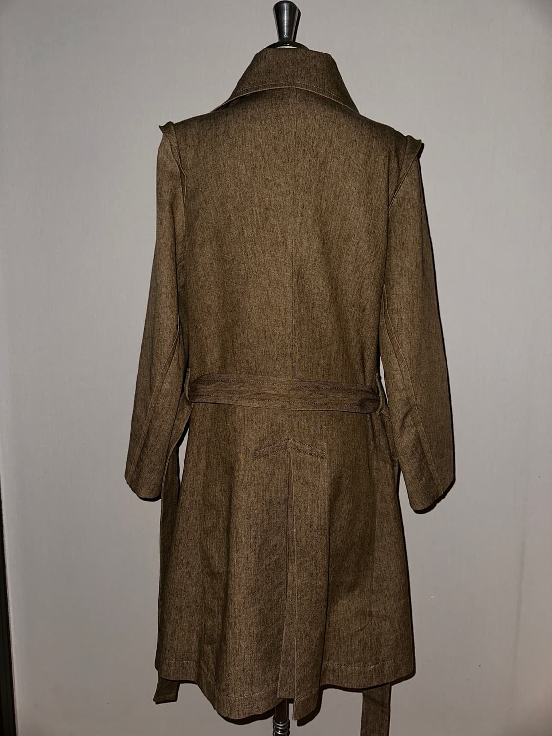 앤드뮐미스터 비대칭 드레이프 랩코트 AW10 쇼피스 상품이미지5