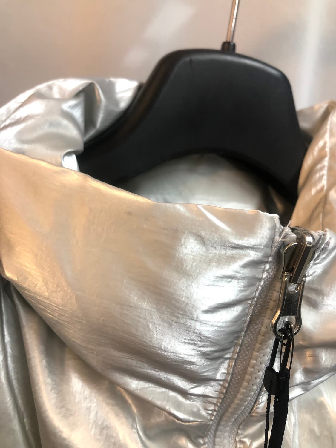 [새상품] Nache 나체 GLARE REVERSIBLE PADDING 상품이미지9