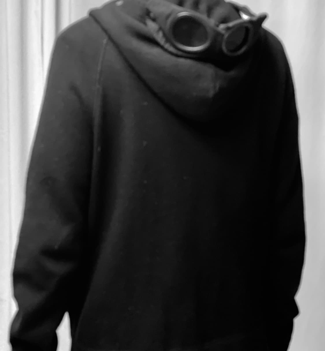 cp컴퍼니 고글 니트 후드 집업 블랙 105사이즈 상품이미지3