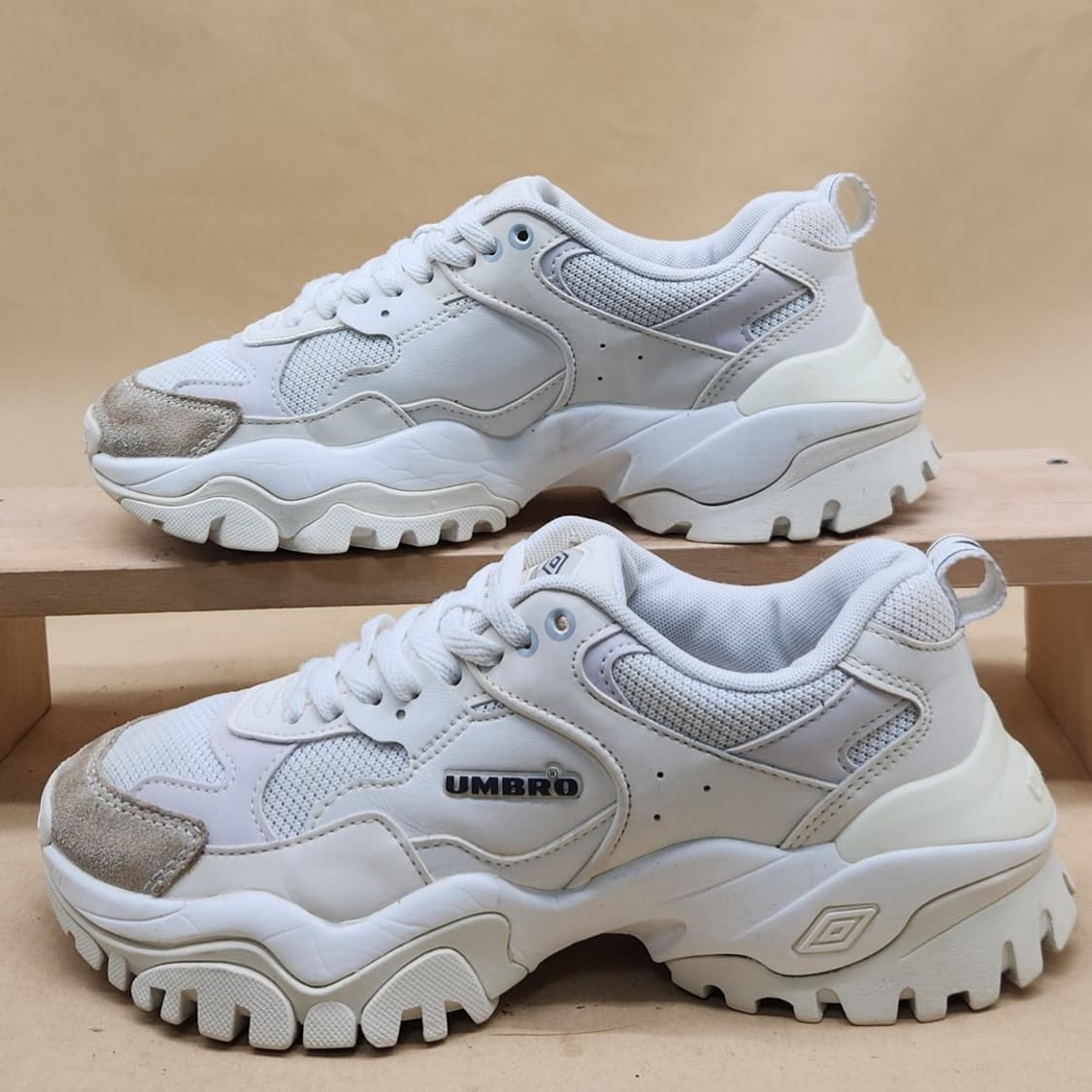 엄브로 범피 스니커즈 245 상품이미지1