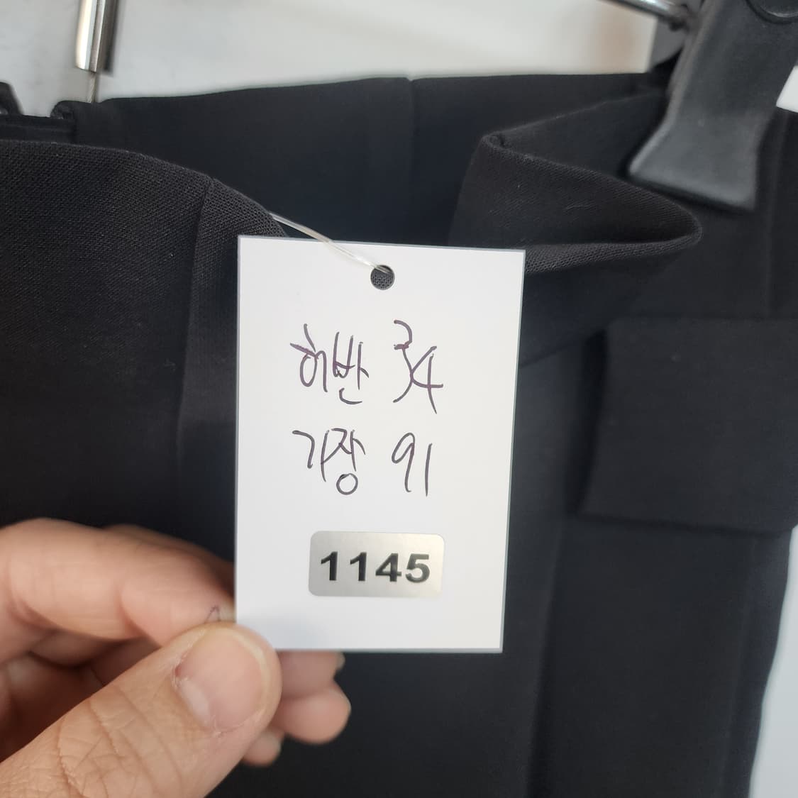 코스 블랙 와이드 핀턱 슬랙스 상품이미지8