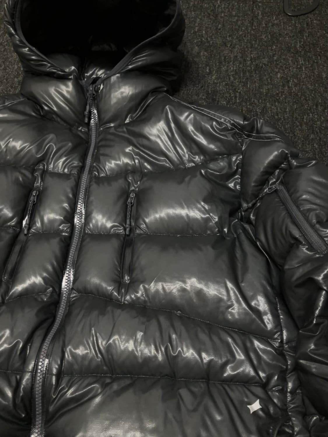 어반사이드 에일러론 900 울트라라이트 다운 패딩 상품이미지2