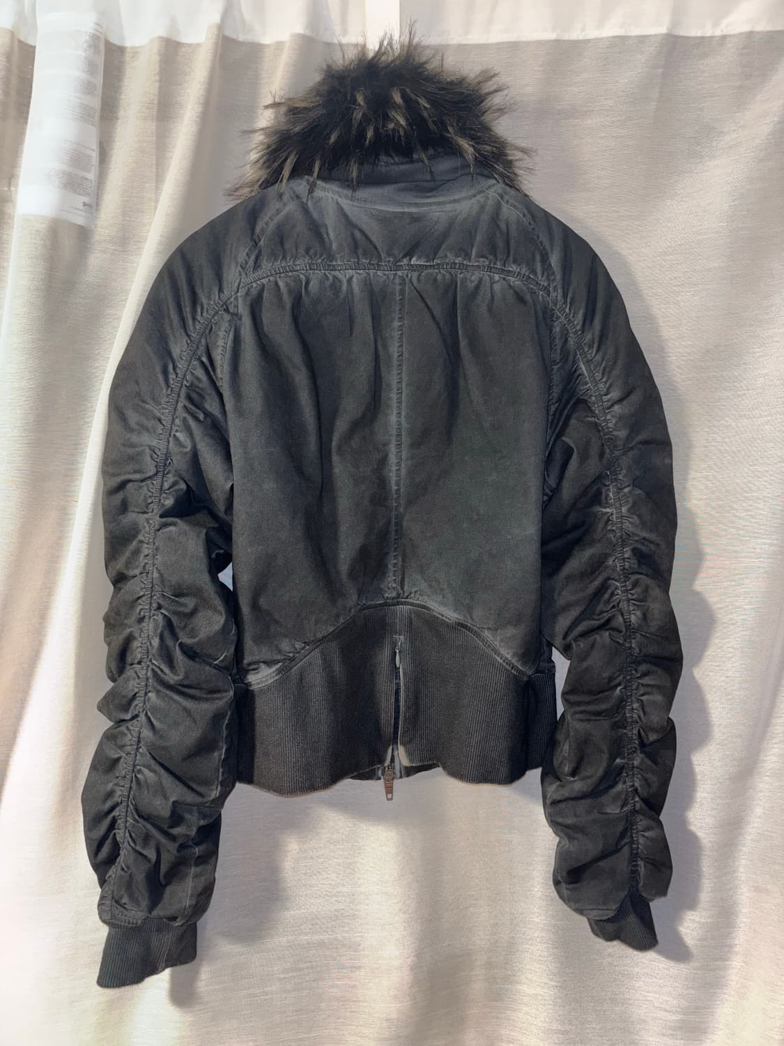 로딩룸 FAUX FUR COLLAR BOMBER JACKET 상품이미지2