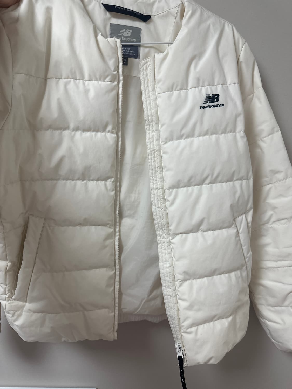 뉴발란스 경량패딩 상품이미지2