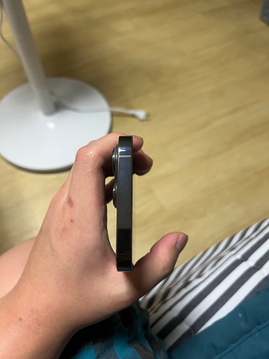 아이폰13 Pro 128GB 그래파이트 상품이미지3