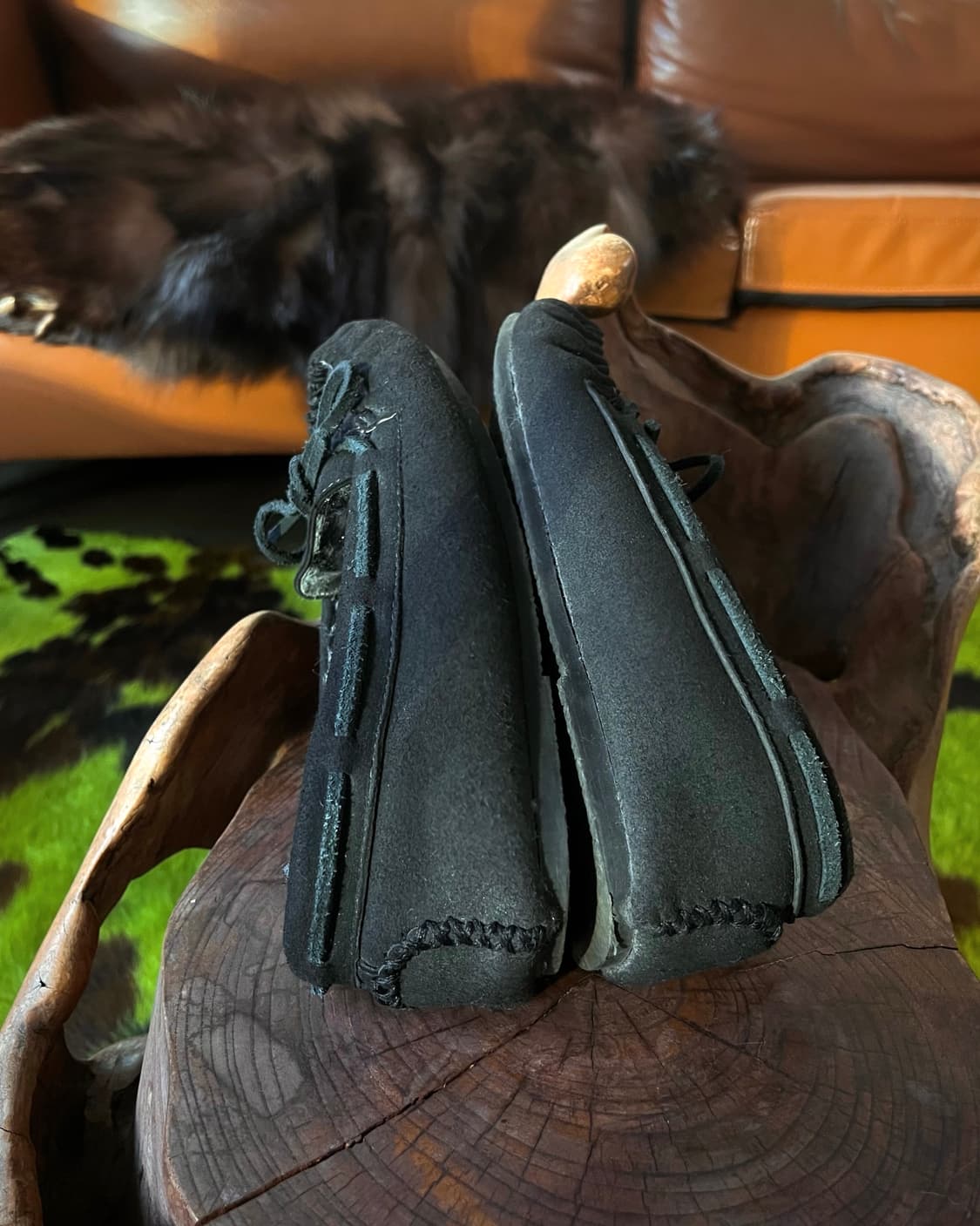 MinneTonka Fur Lining Black Moccasin 상품이미지4