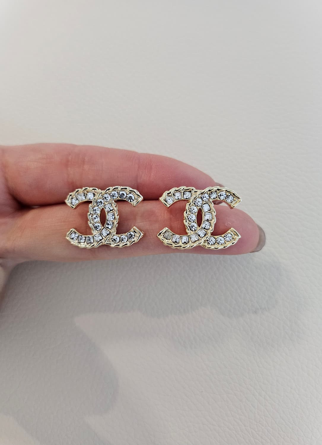 샤넬 CC 크리스탈 귀걸이 업사이클링 상품이미지6