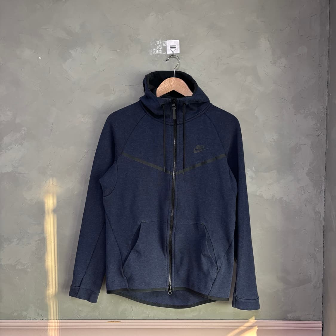 나이키 테크팩 후드집업 네이비 상품이미지1