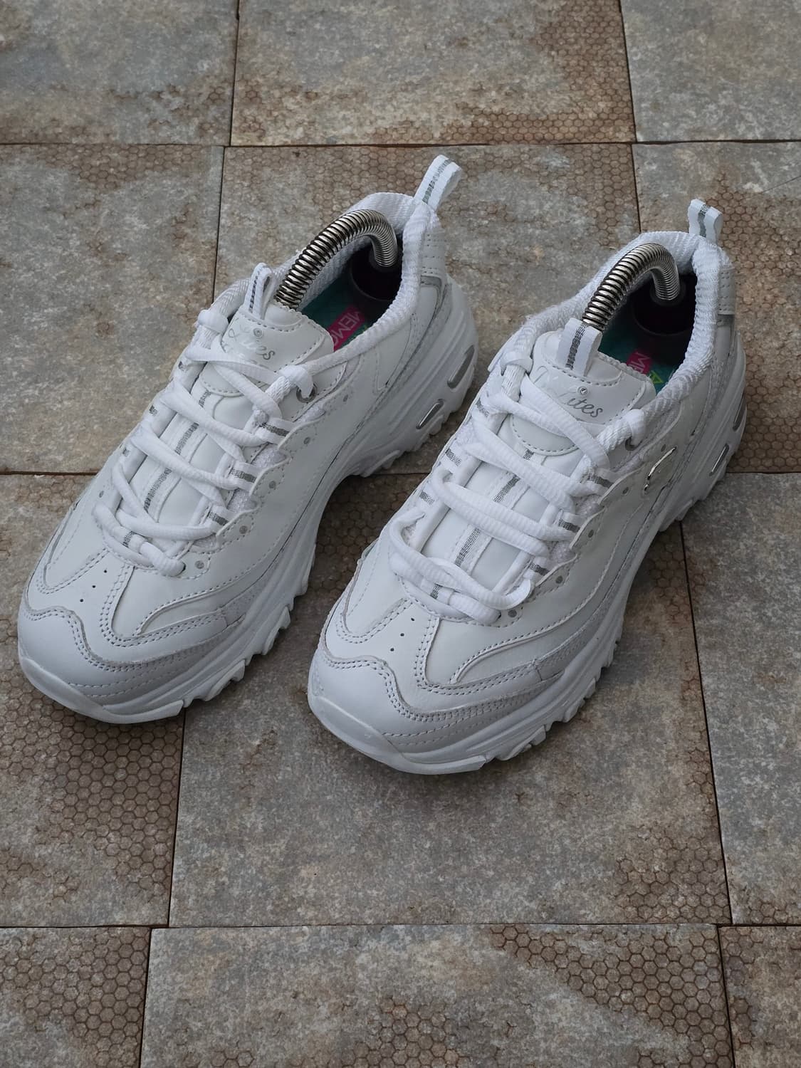 (225)스케쳐스 딜라이트 화이트 상품이미지1