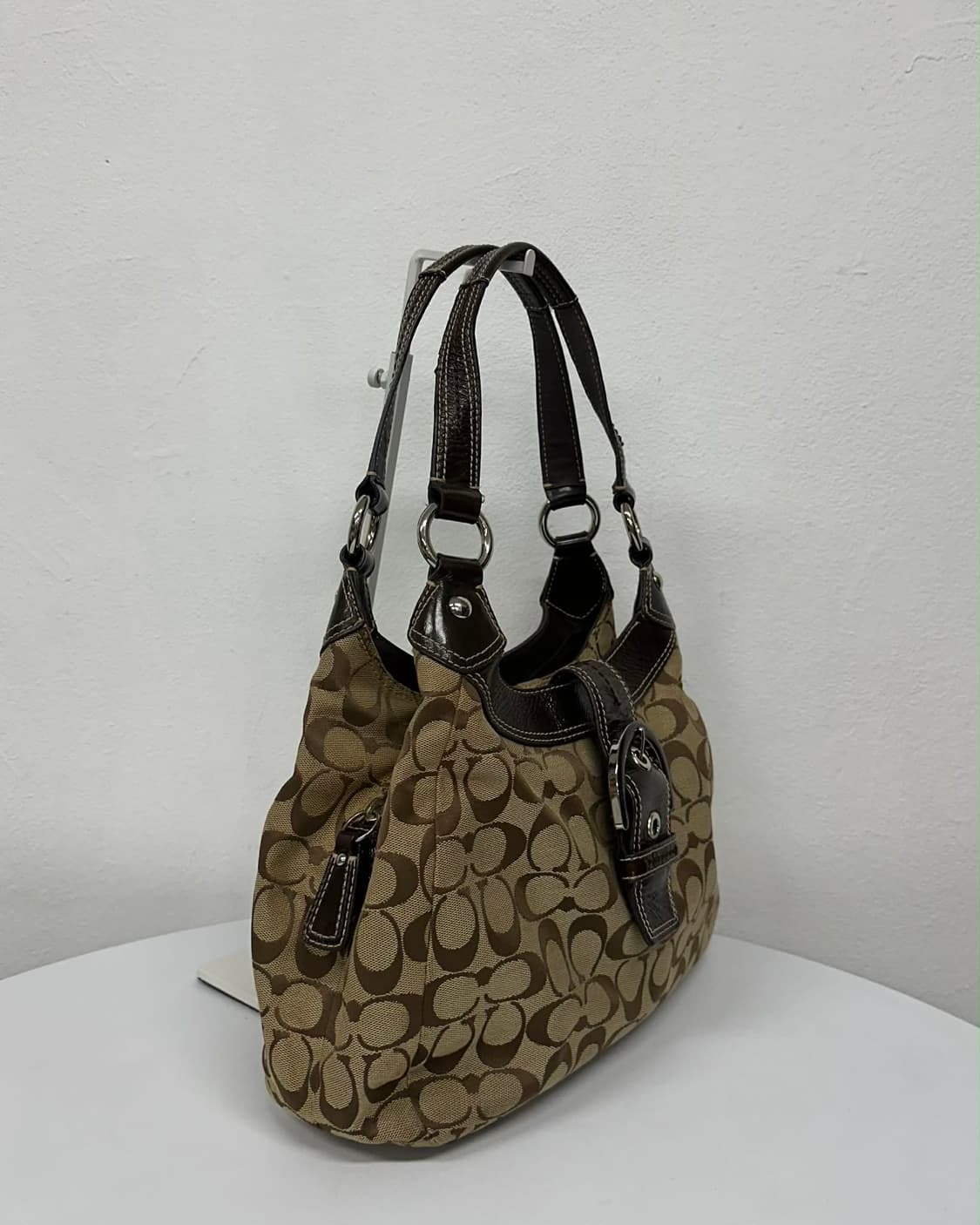 코치 시그니처 빅버클 캔버스 호보 숄더백 상품이미지2