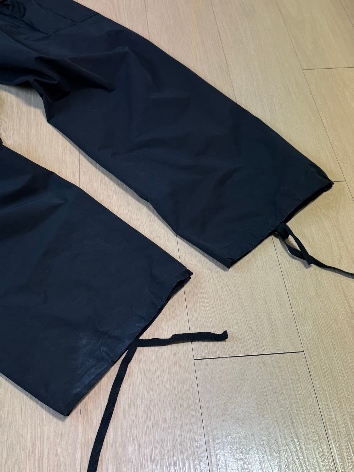 [4] 사카이 벨티드 카고 팬츠 블랙 상품이미지8