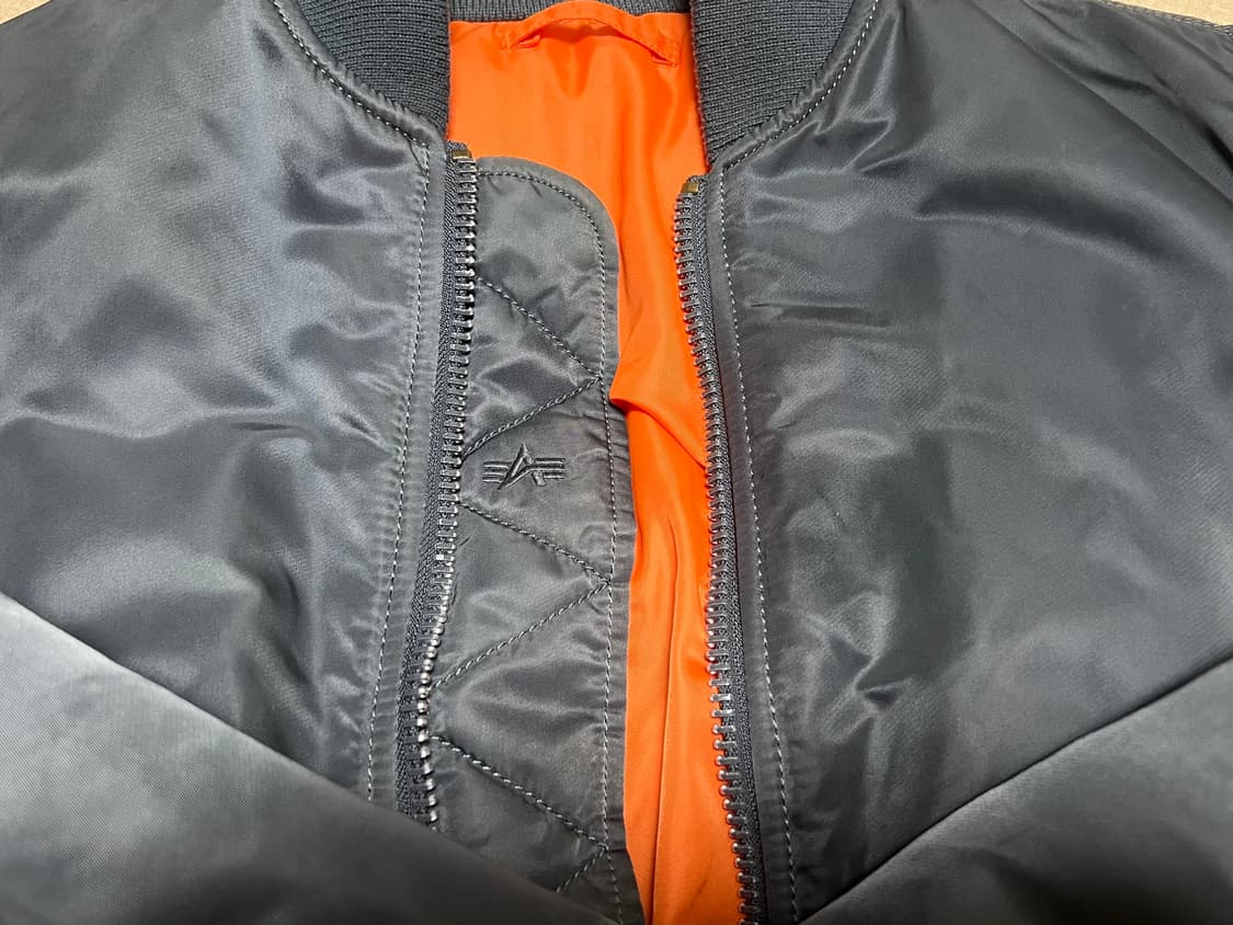 알파인더스트리 ma-1 건메탈 s사이즈 상품이미지3