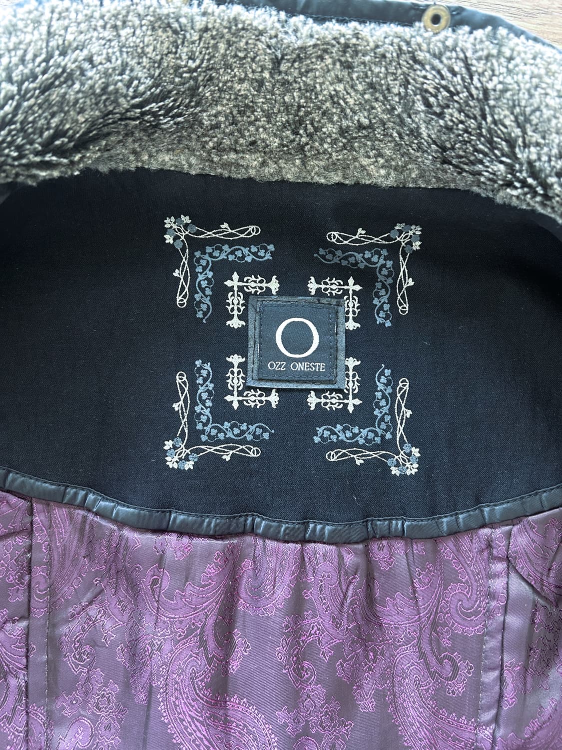 오즈 오네스트 고딕 코르셋 아일렛 퀼팅 자켓 상품이미지4