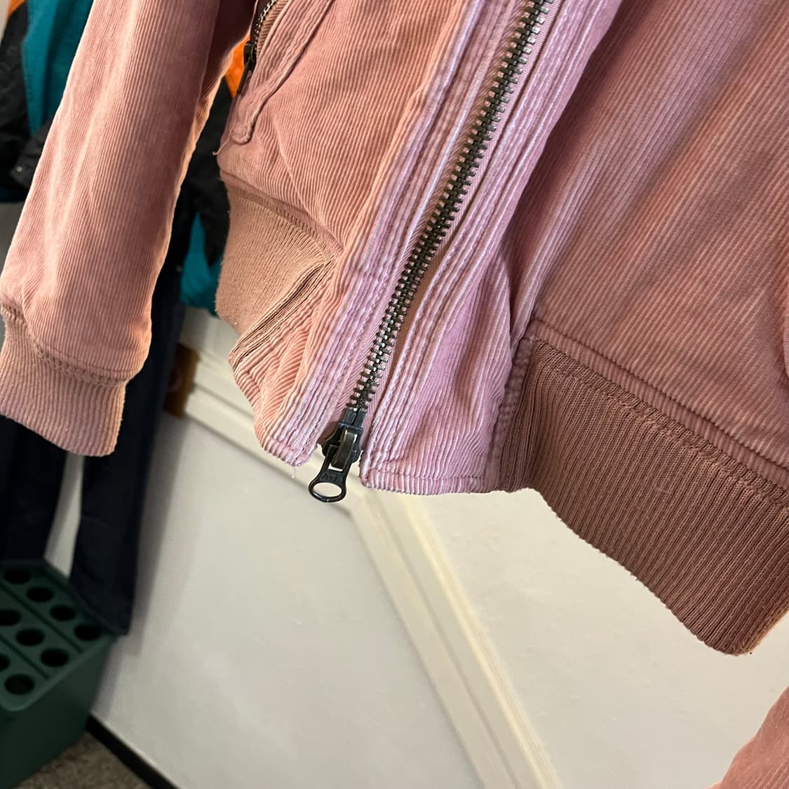 아베크롬비 코듀로이 울프조 카라 핑크 와이투케이 상품이미지4