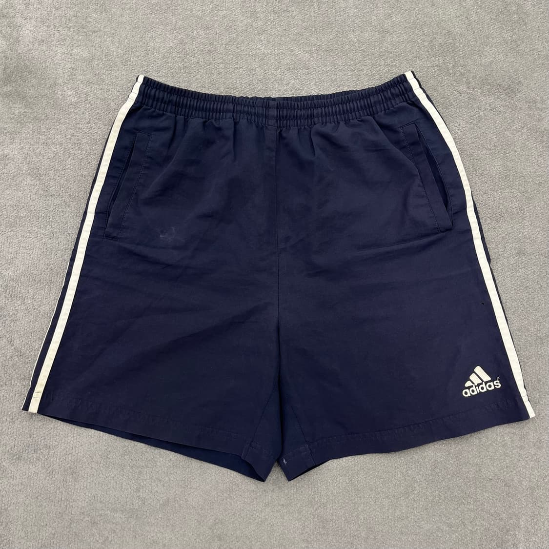 95 아디다스 네이비 반바지 상품이미지1