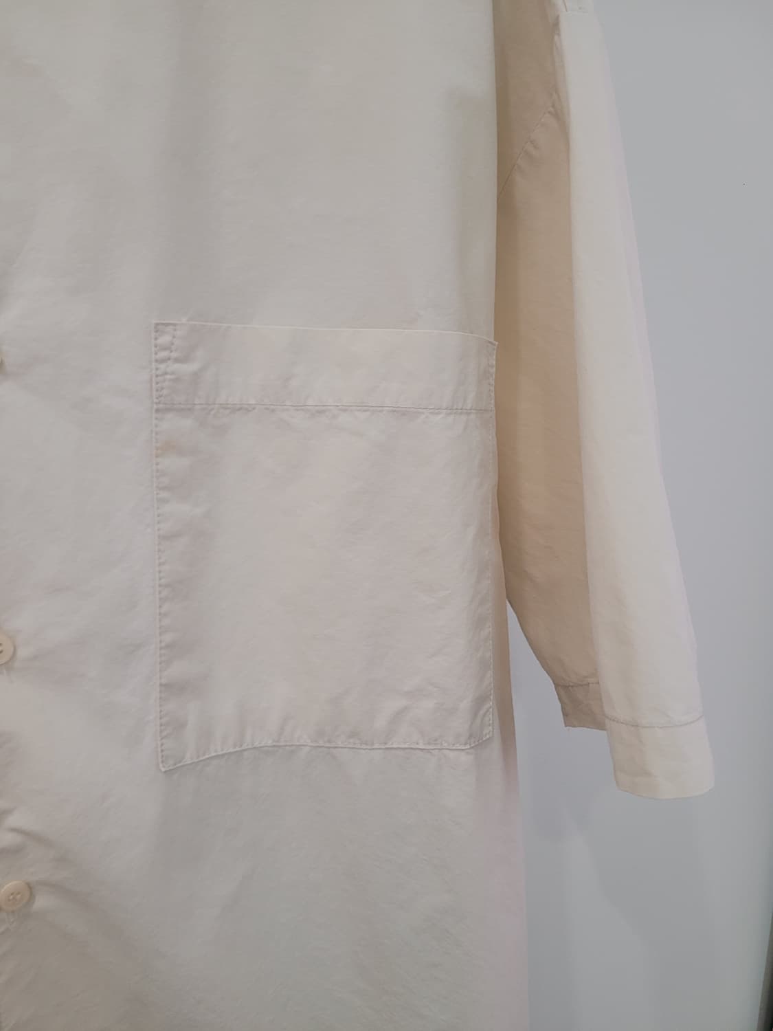 아르반 Areuban 오버핏 하프 셔츠_라이트 베이지 M사이즈 상품이미지6