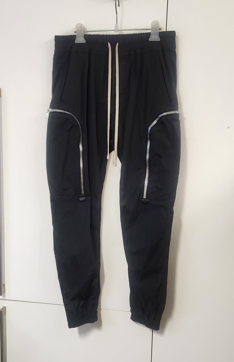 릭오웬스 지퍼 카고 조거 팬츠 50 (30) 상품이미지1