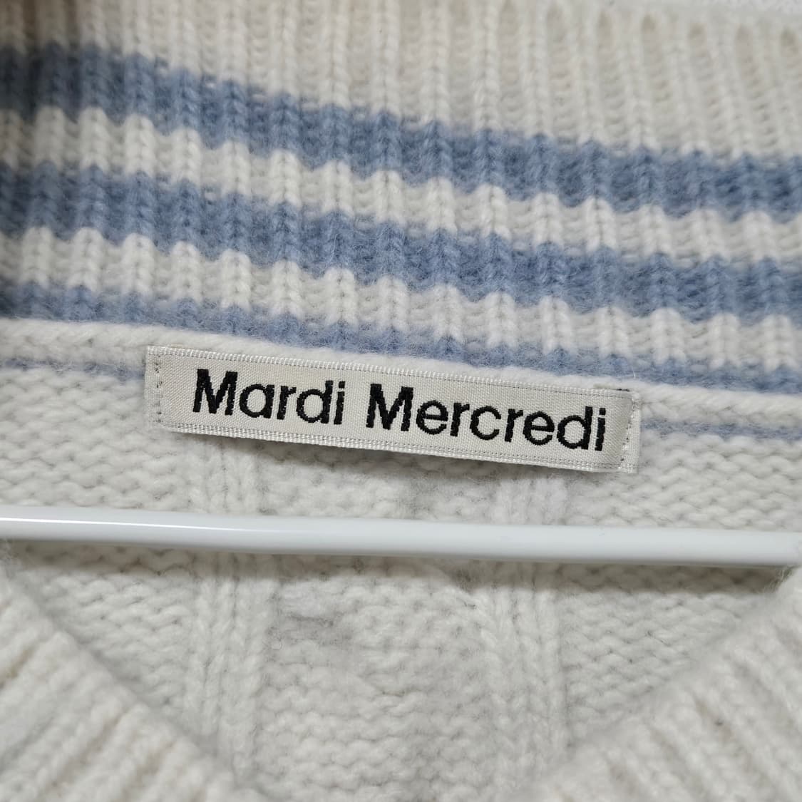 마르디메크르디 캐시미어 혼방 브이넥 니트 / 여성 니트/ 여자 니트 상품이미지3