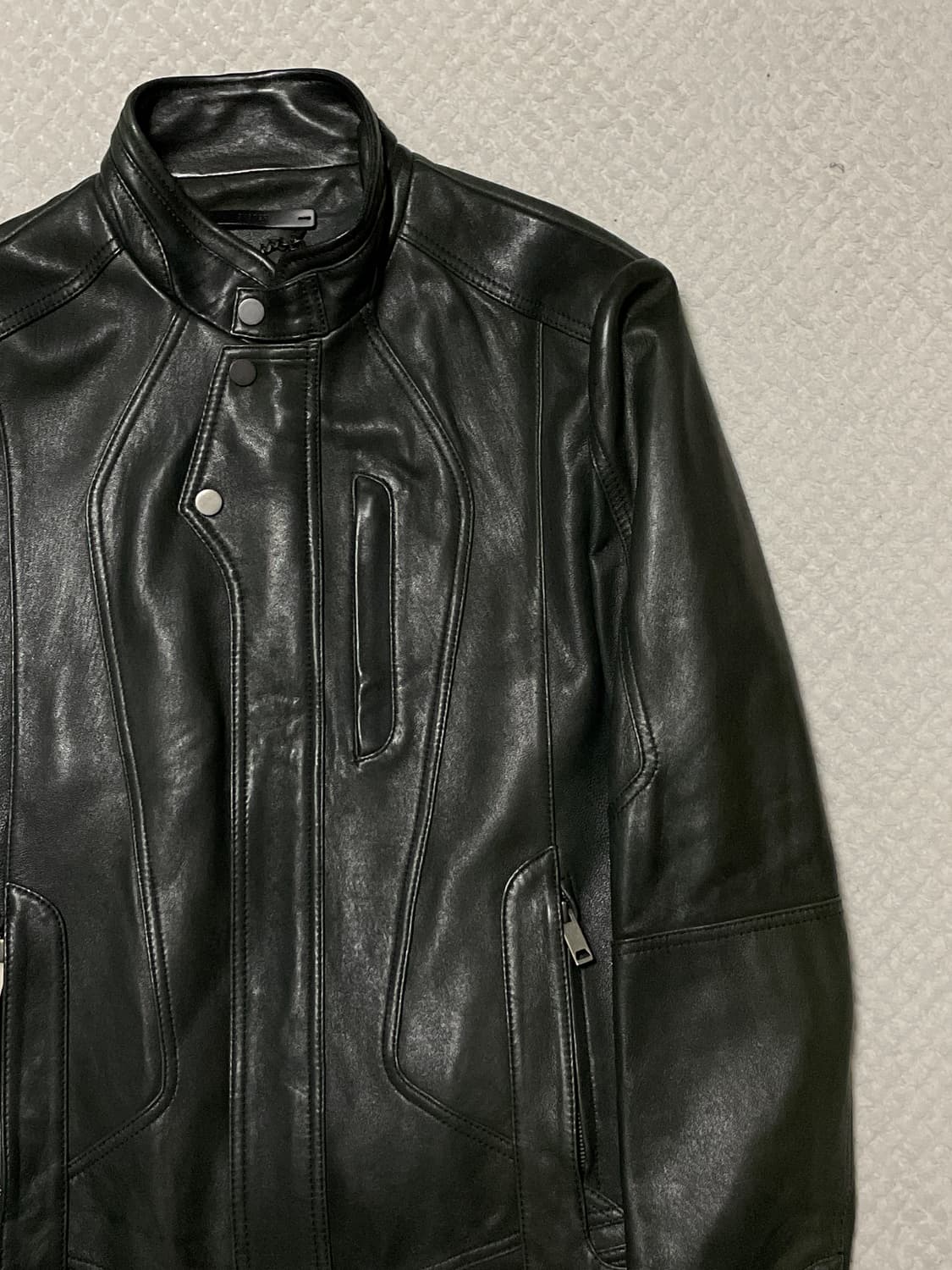 SYSTEM HOMME 시스템옴므 웨스턴 무드 램스킨 양가죽 절개 레더 상품이미지4