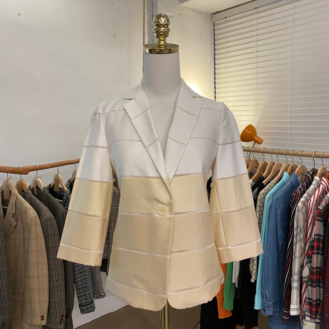 막스마라 숏 자켓 상품이미지2