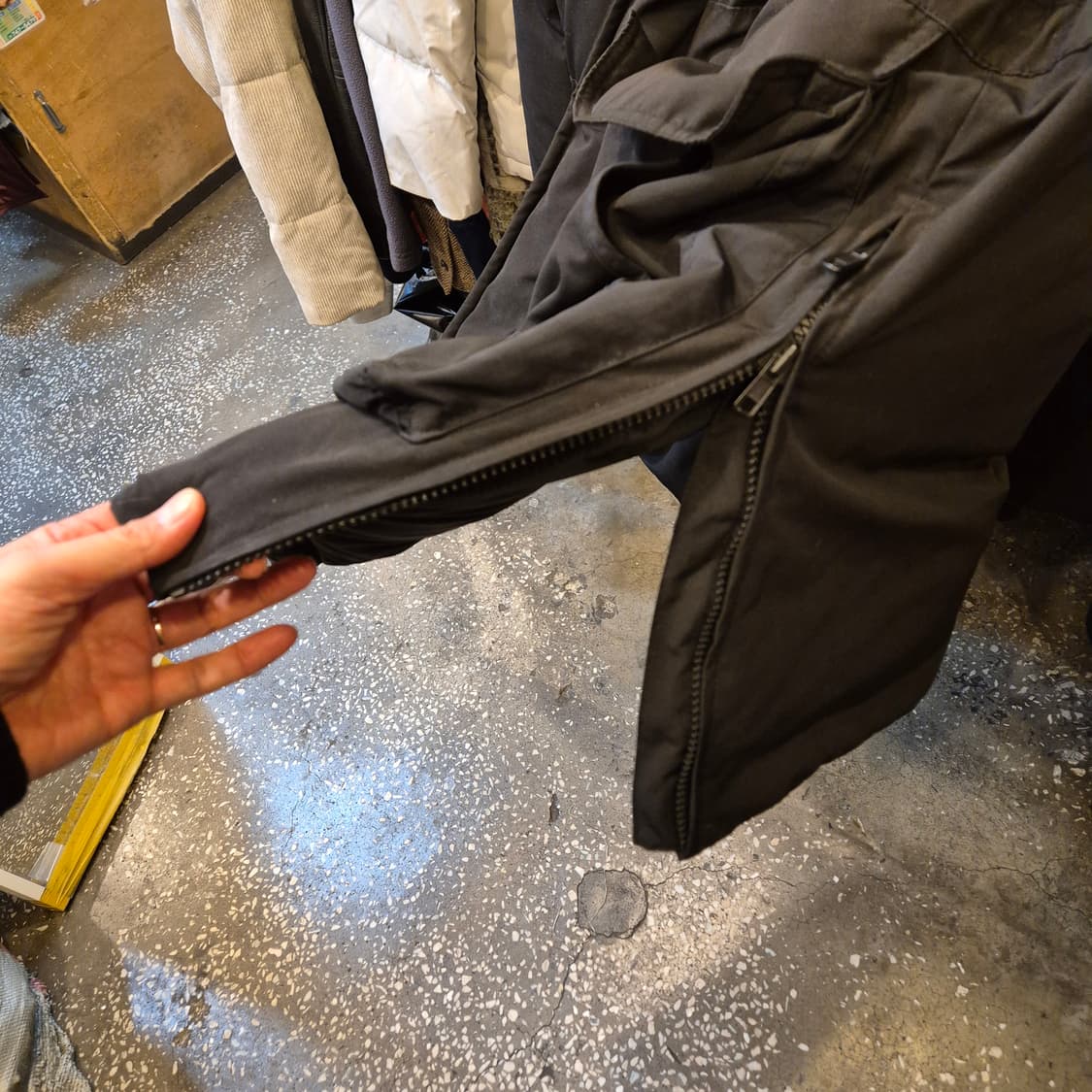 M~L(착샷잇음) 블랙 거위털 후드점퍼  상품이미지7