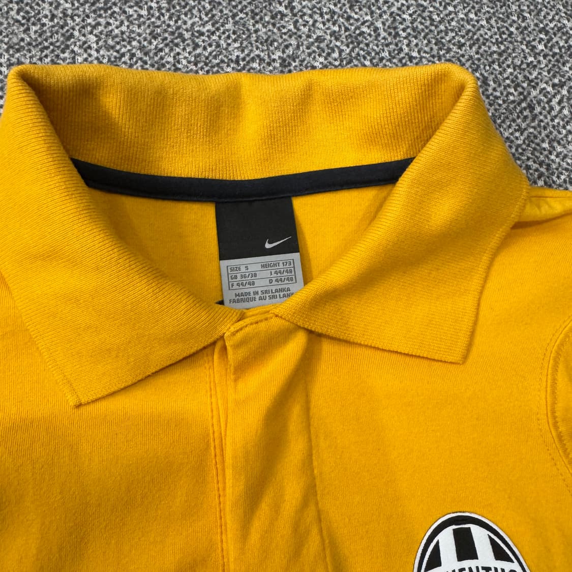 나이키 유벤투스 올드 옐로우 드릴탑 상품이미지5